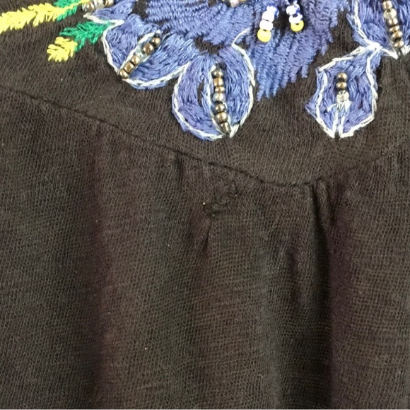 Free People Navy Floral Embroidered Cutout Shoulder Tunic Top Size Large Hippie - Picture 9 of 16